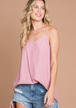 Load image into Gallery viewer, Rose crocheted tank top
