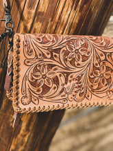Load image into Gallery viewer, Simple tooled dream clutch
