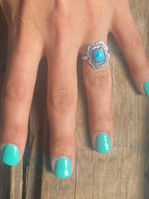 Load image into Gallery viewer, Turquoise solitaire ring
