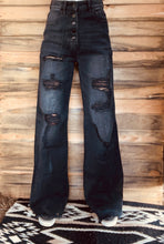 Load image into Gallery viewer, Black Widely  Distressed trousers
